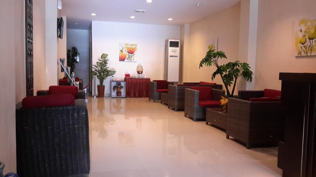 Hotel Matos Jayapura Esterno foto