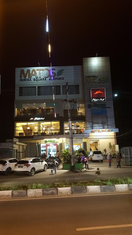 Hotel Matos Jayapura Esterno foto